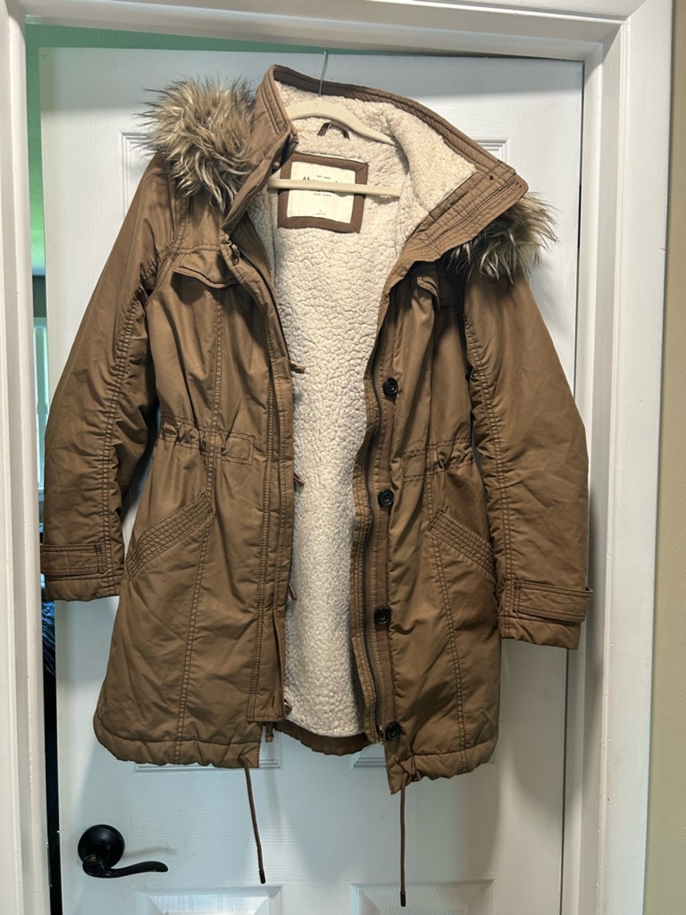 Abercrombie & Fitch Tan Sherpa-Lined Faux-Fur Trim Parka